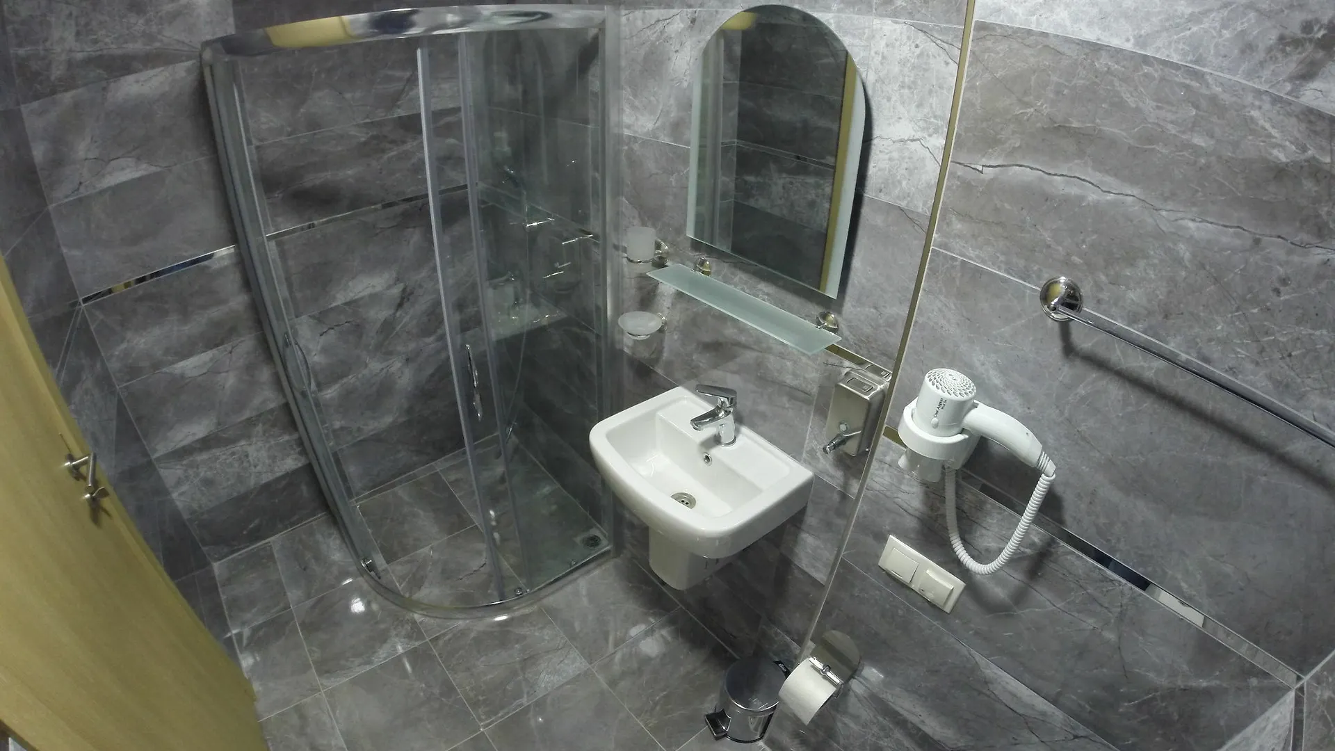 ** Hotel Meydan Suites Istanbul Turkey